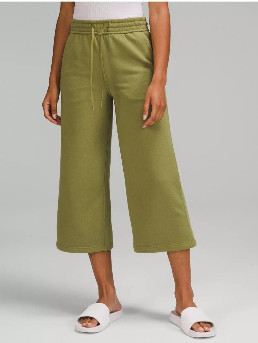 Lululemon Loungeful High-Rise Wide Leg Crop Pants Green Olive Size 8 Soft Lounge